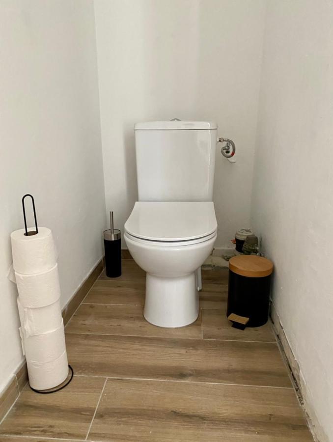Appartamento Delice De Nîmes Esterno foto